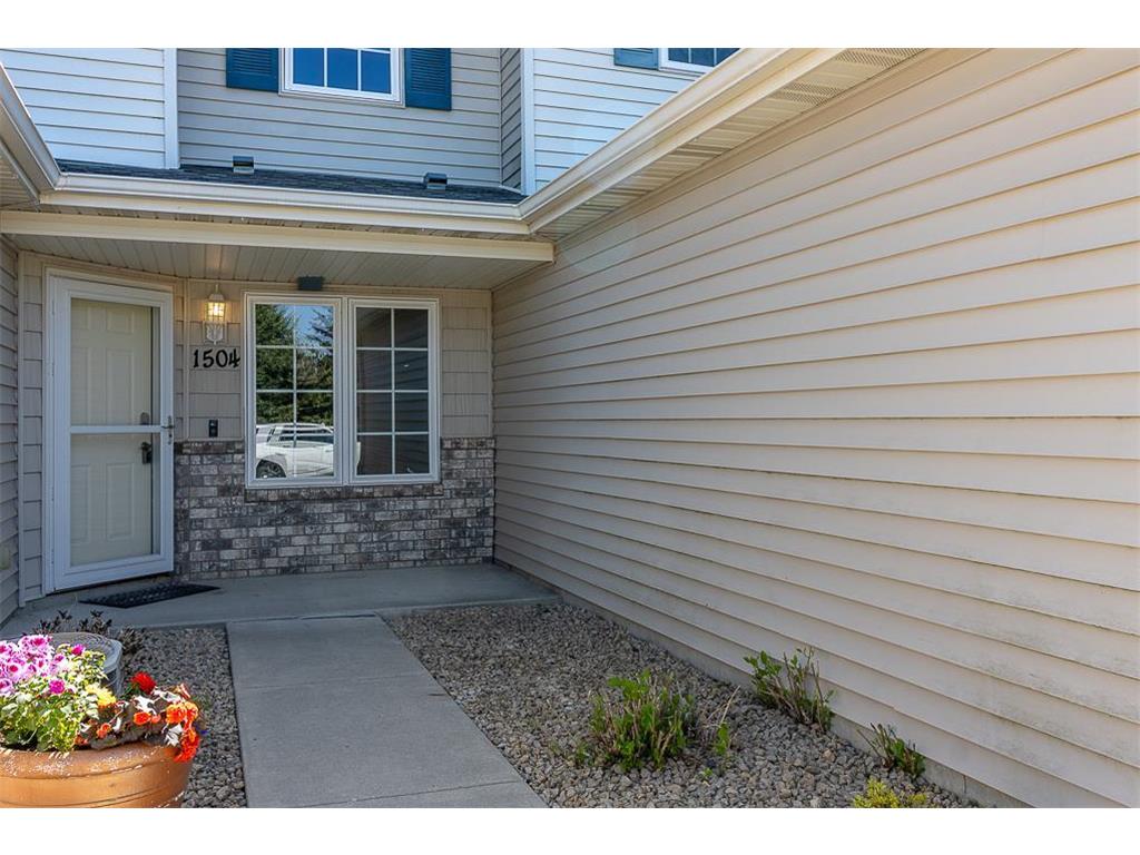 1504 Praha Street SE New Prague MN 56071 7025243 image2