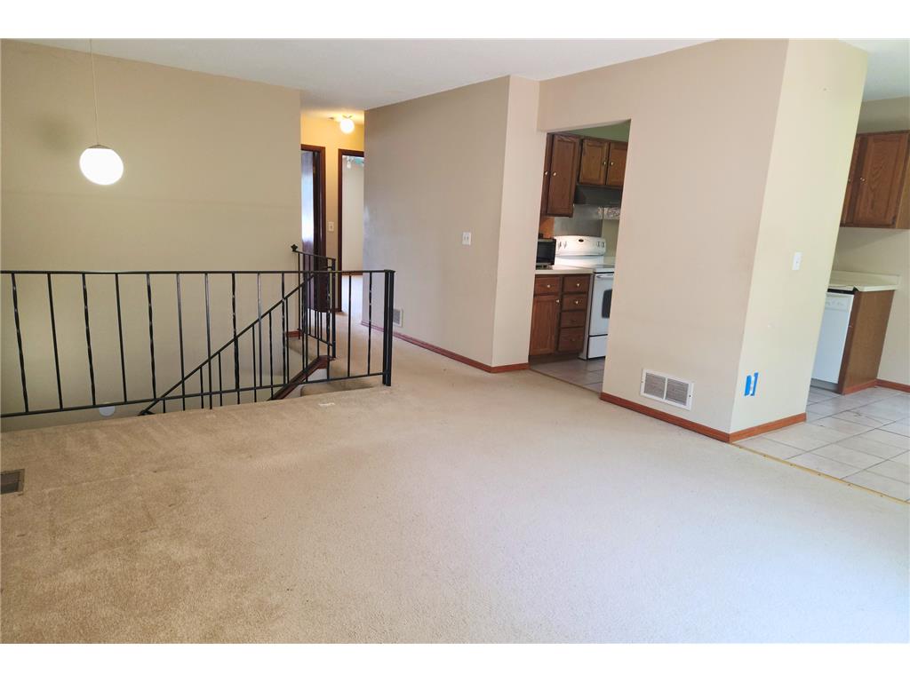 1504 Roundhouse Circle Shakopee MN 55379 7093782 image1