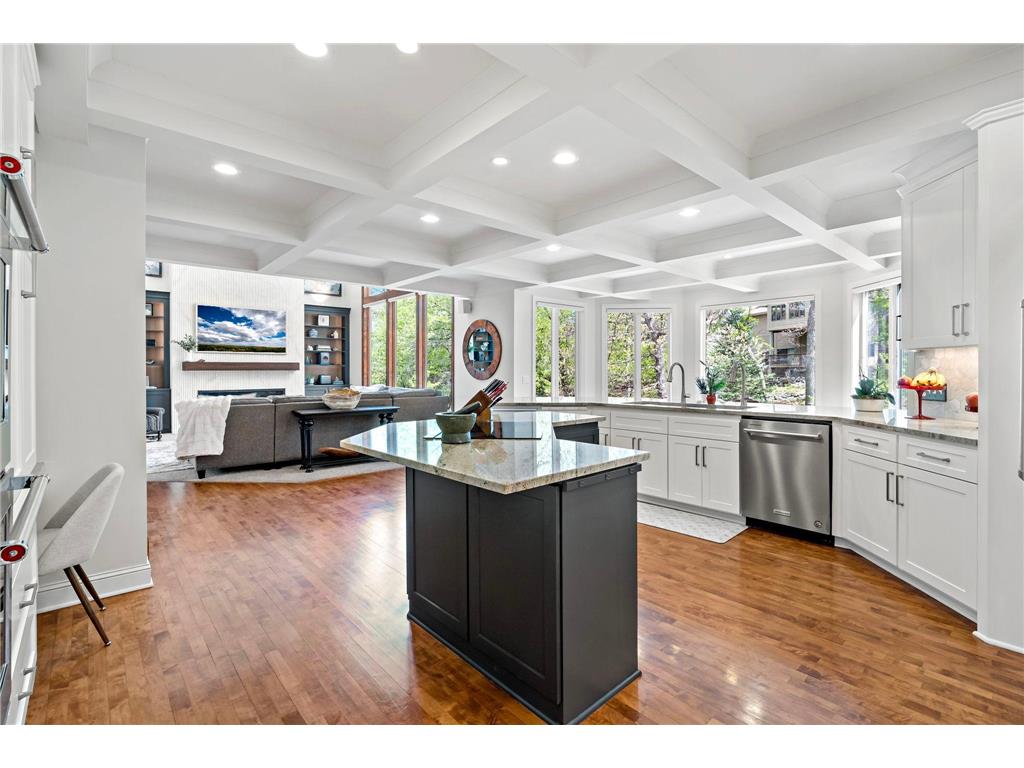 1504 Summit Oaks Court Burnsville MN 55337 7069951 image14