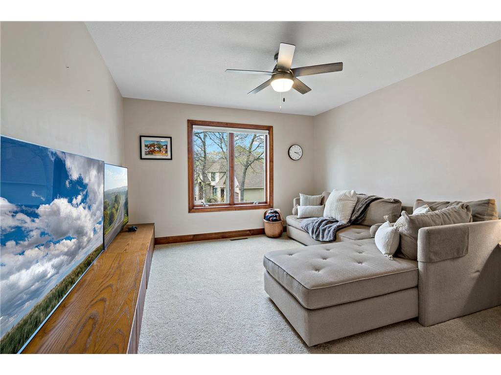1504 Summit Oaks Court Burnsville MN 55337 7069951 image40