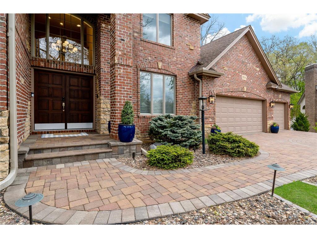 1504 Summit Oaks Court Burnsville MN 55337 7069951 image80