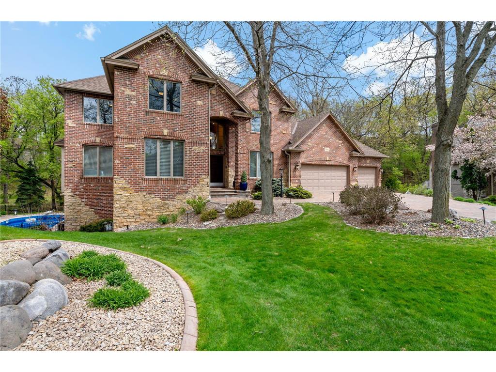 1504 Summit Oaks Court Burnsville MN 55337 7069951 image82