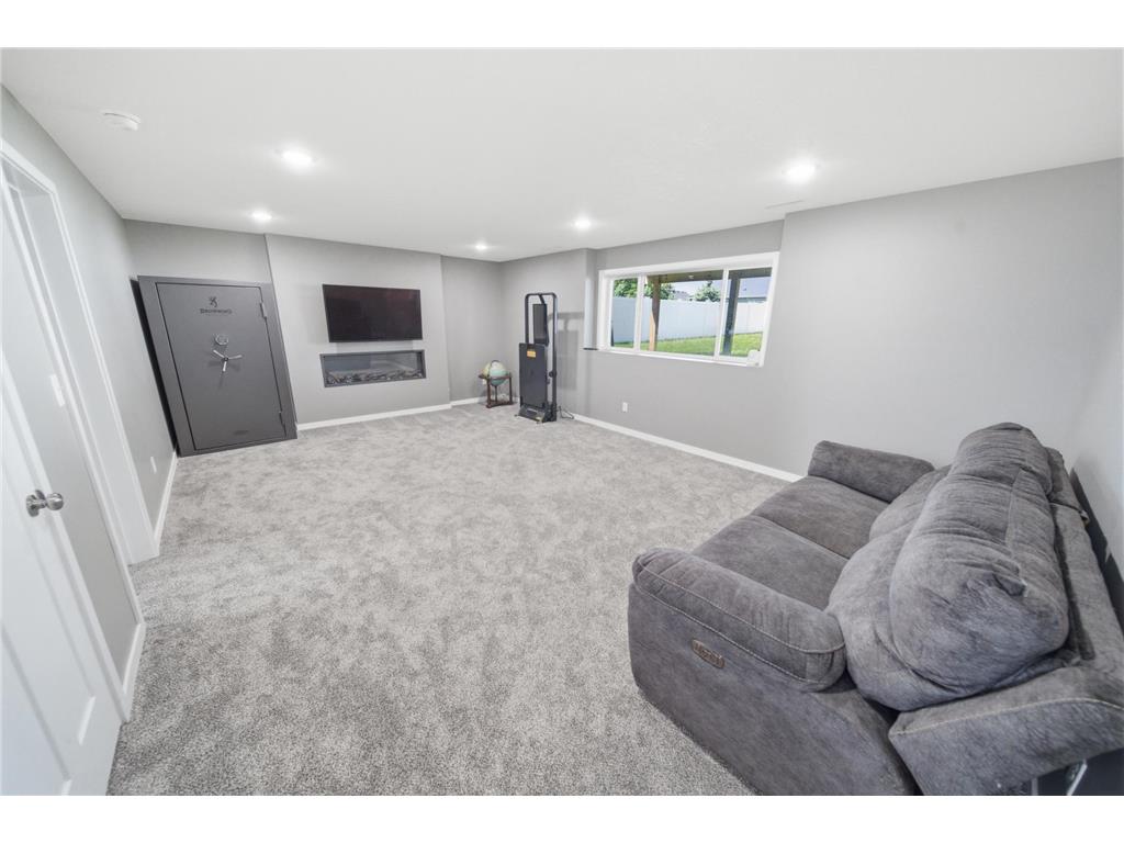 1505 14th Avenue NE Kasson MN 55944 7085063 image21