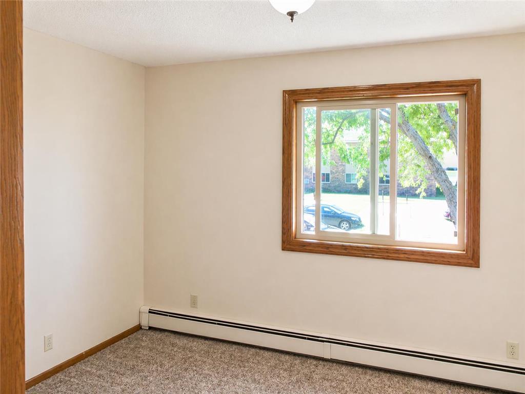 1505 Darling Drive #8 Worthington MN 56187 7059561 image4
