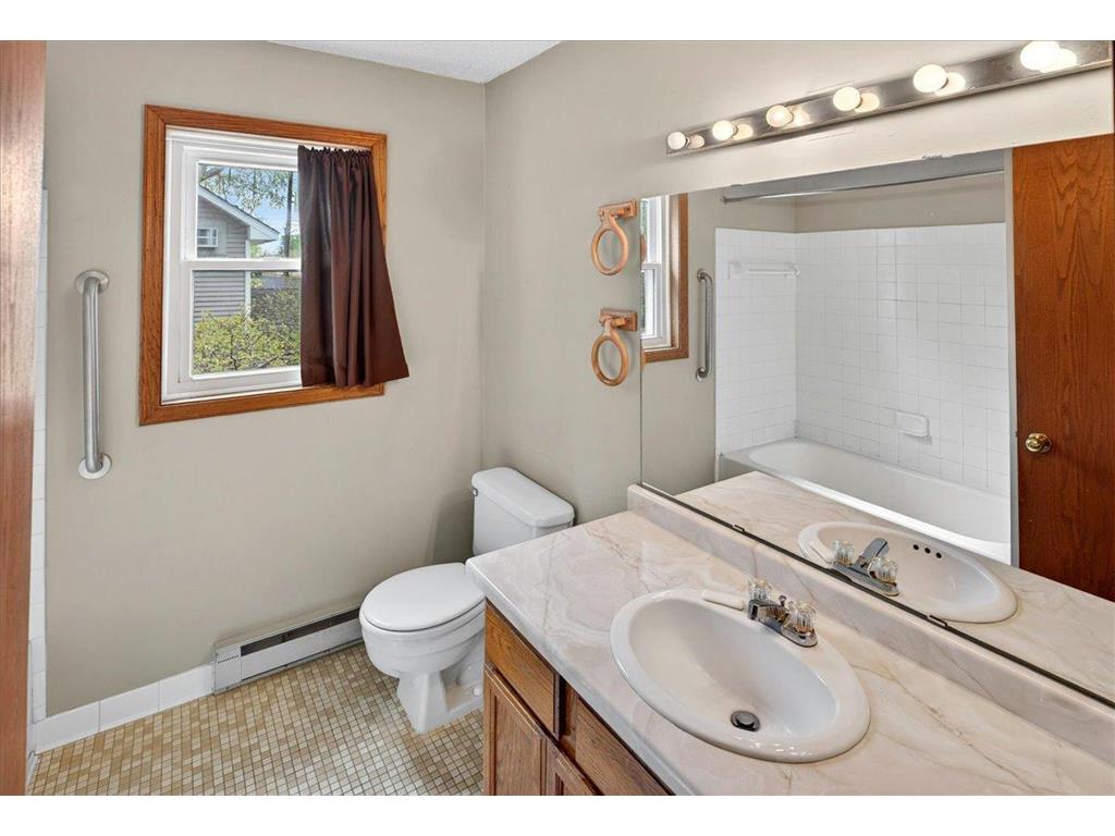 1505 E 38th Street Minneapolis MN 55407 7069467 image18