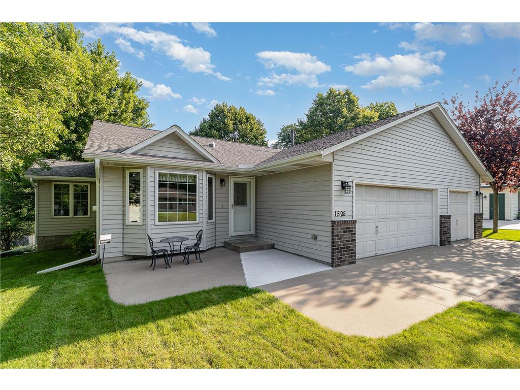 1505 Gervais Avenue Maplewood MN 55109 6573264 image1