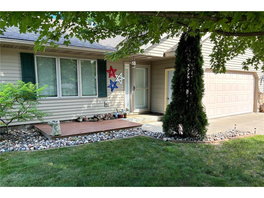 1505 Hillside Drive Red Wing MN 55066 6767315 image1