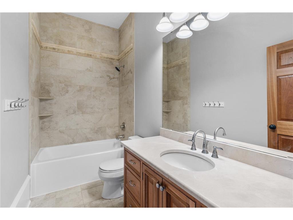 1505 Neal Avenue Court N Lake Elmo MN 55042 7056005 image83