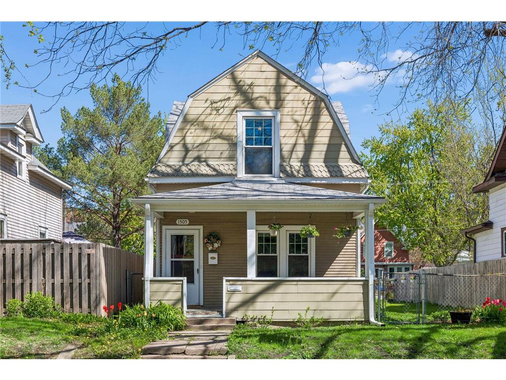 1505 Sherburne Avenue Saint Paul MN 55104 7066377 image1