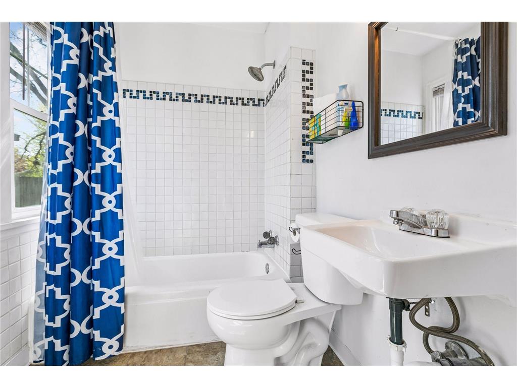 1505 Sherburne Avenue Saint Paul MN 55104 7066377 image10