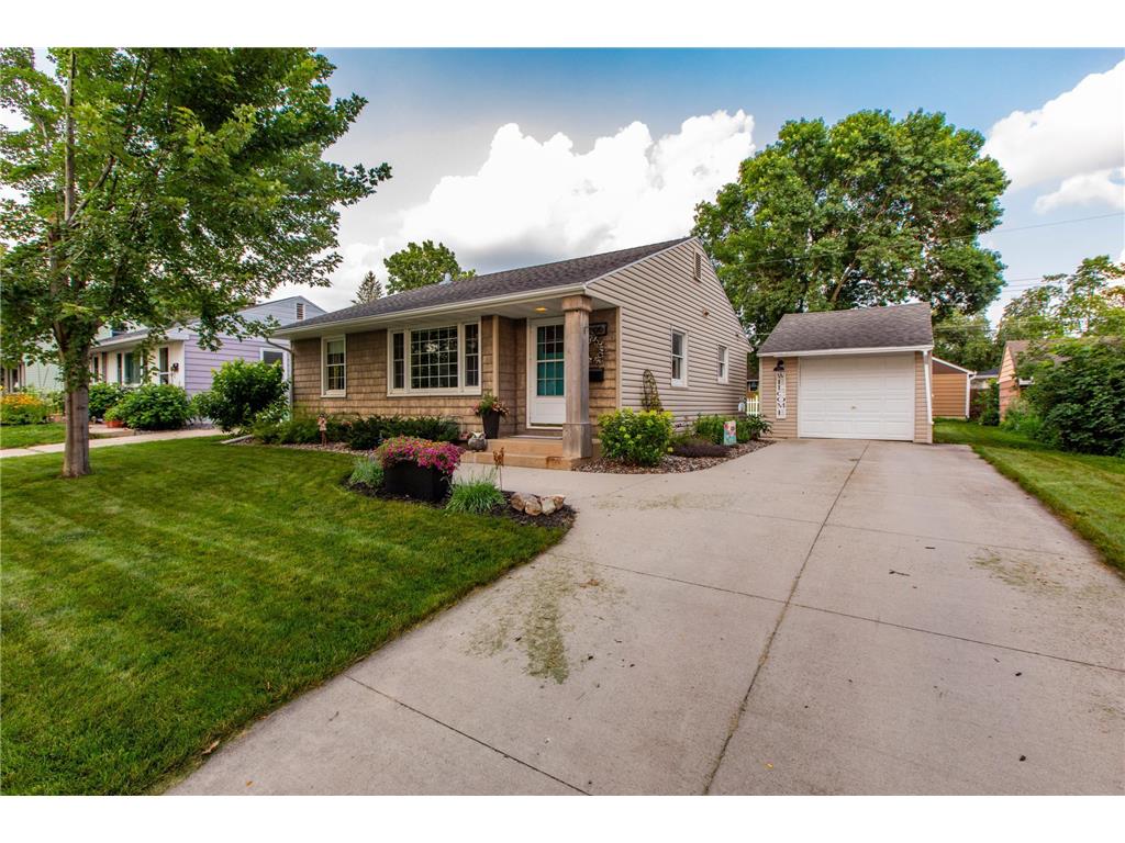 1506 9th Avenue NE Rochester MN 55906 6582102 image1