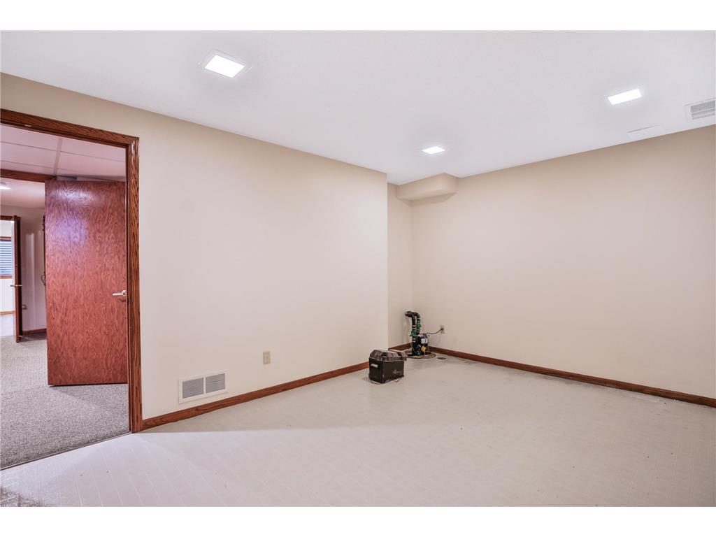 1506 E Rose Street Owatonna MN 55060 6810524 image34