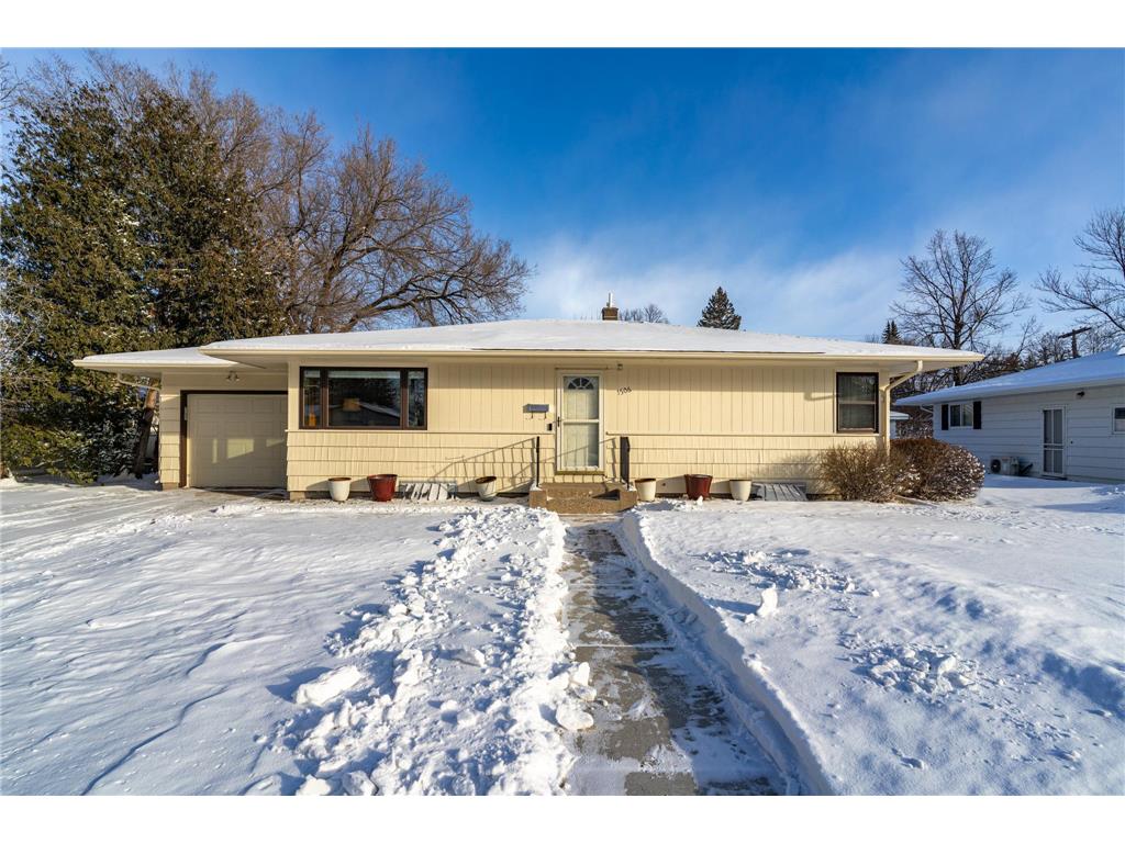 1506 Radisson Road Crookston MN 56716 6648860 image1