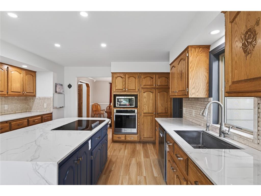 15062 Crane Street NW Andover MN 55304 7076776 image12