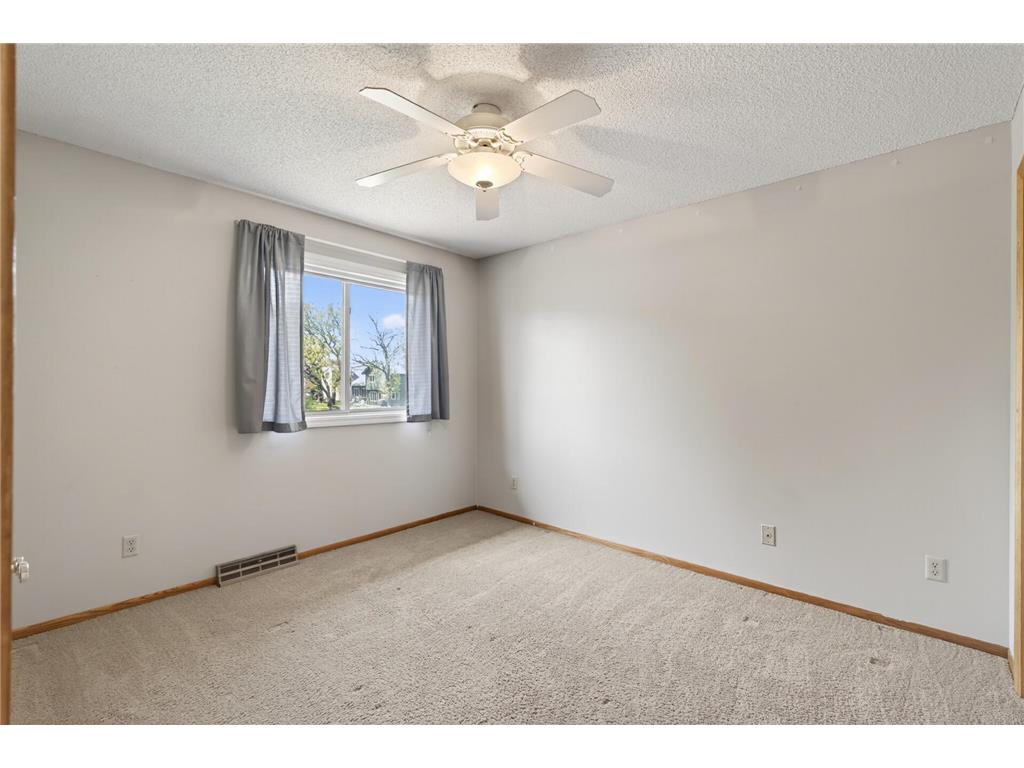15062 Crane Street NW Andover MN 55304 7076776 image34