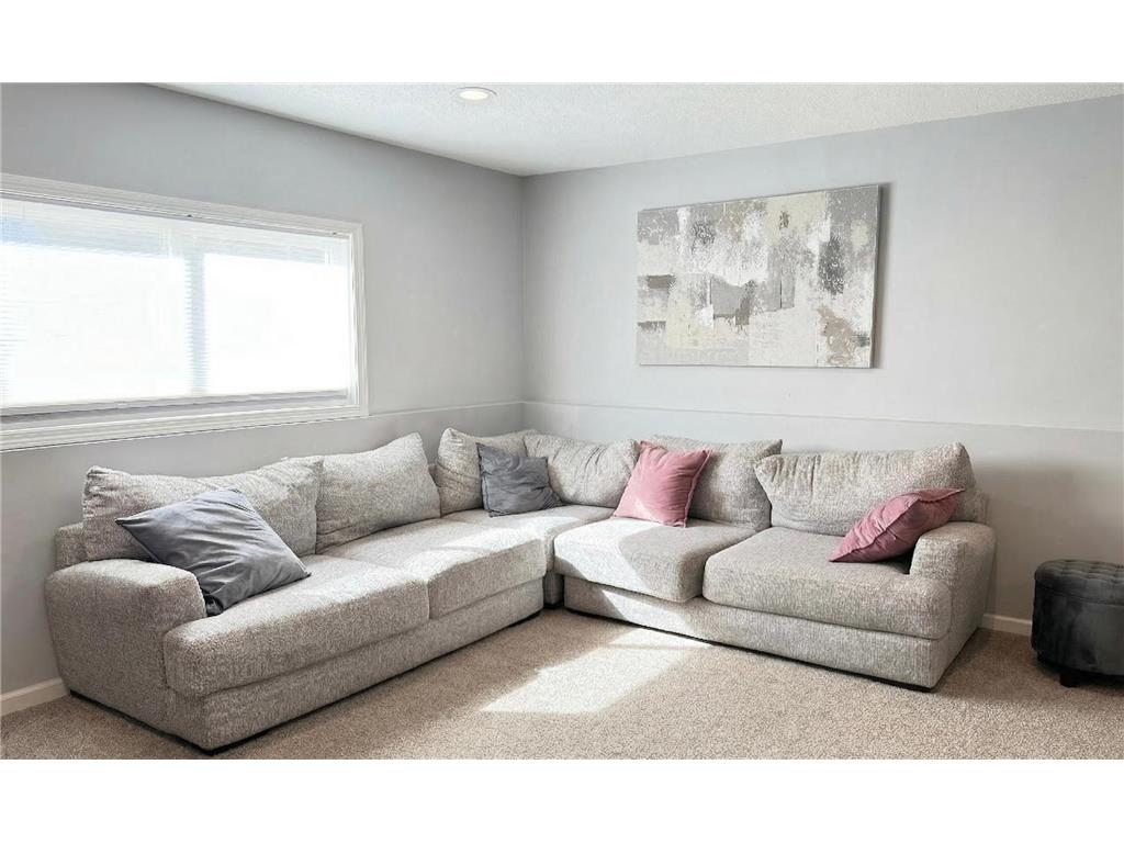 15064 92nd Place N Maple Grove MN 55369 7038666 image15