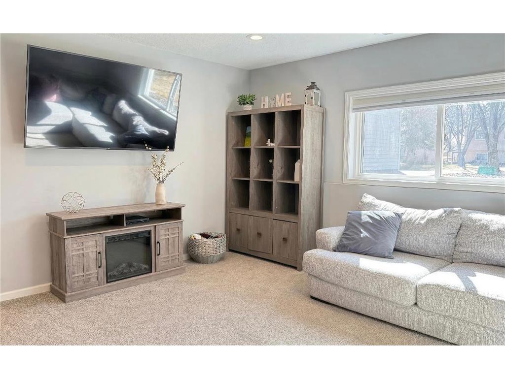 15064 92nd Place N Maple Grove MN 55369 7038666 image16