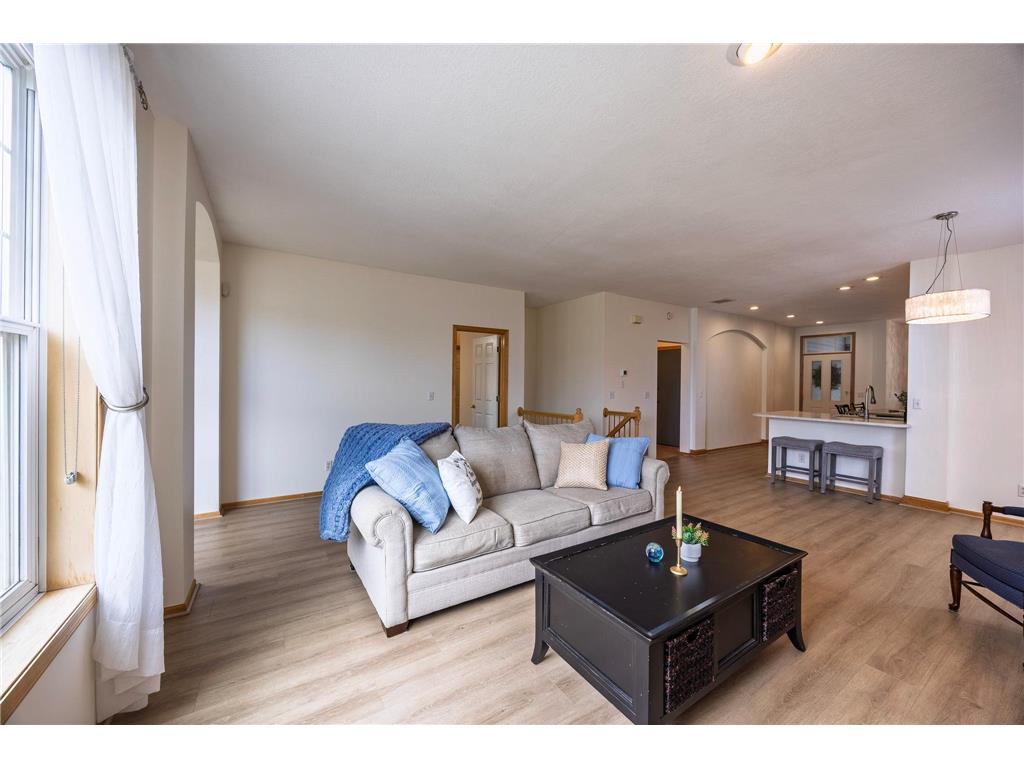 15066 Dundee Avenue Apple Valley MN 55124 7079951 image15
