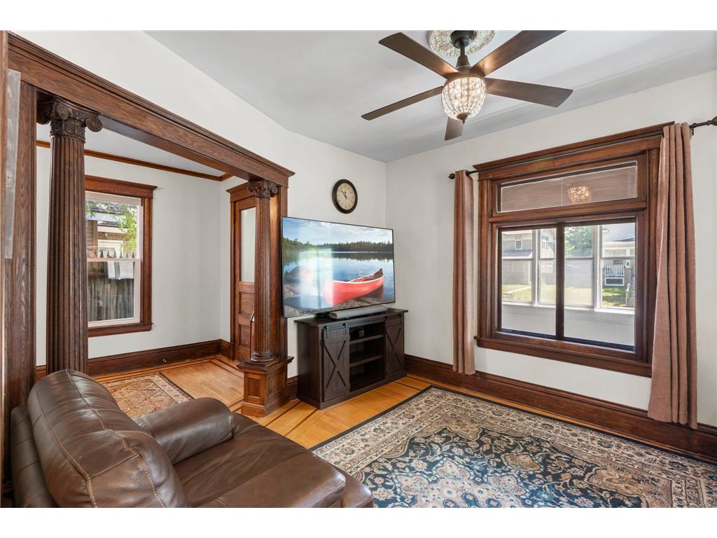 1507 Girard Avenue N Minneapolis MN 55411 7106455 image13