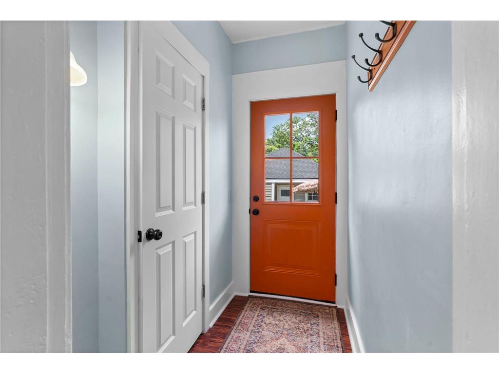 1507 Girard Avenue N Minneapolis MN 55411 7106455 image22