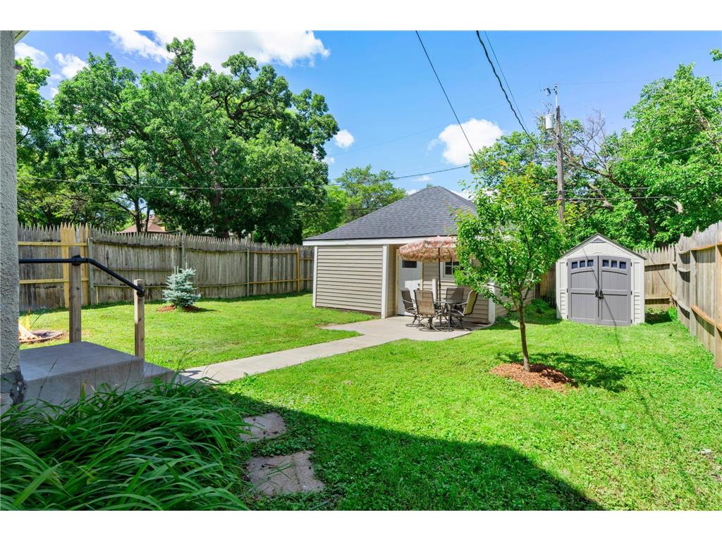 1507 Girard Avenue N Minneapolis MN 55411 7106455 image38