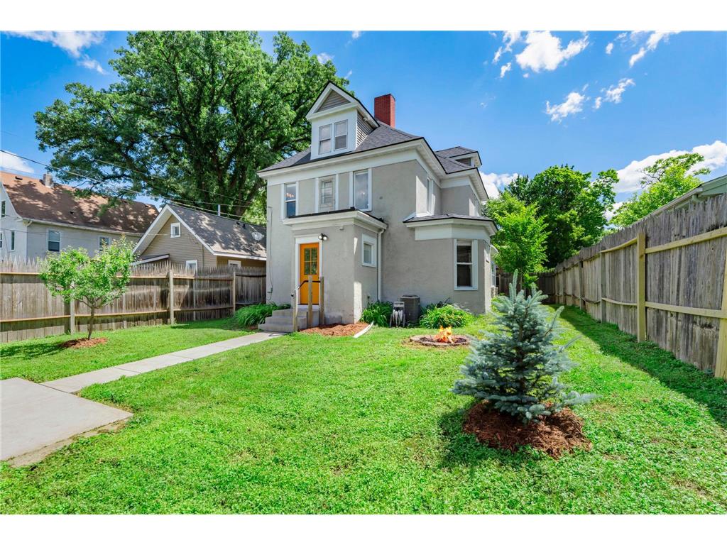 1507 Girard Avenue N Minneapolis MN 55411 7106455 image40