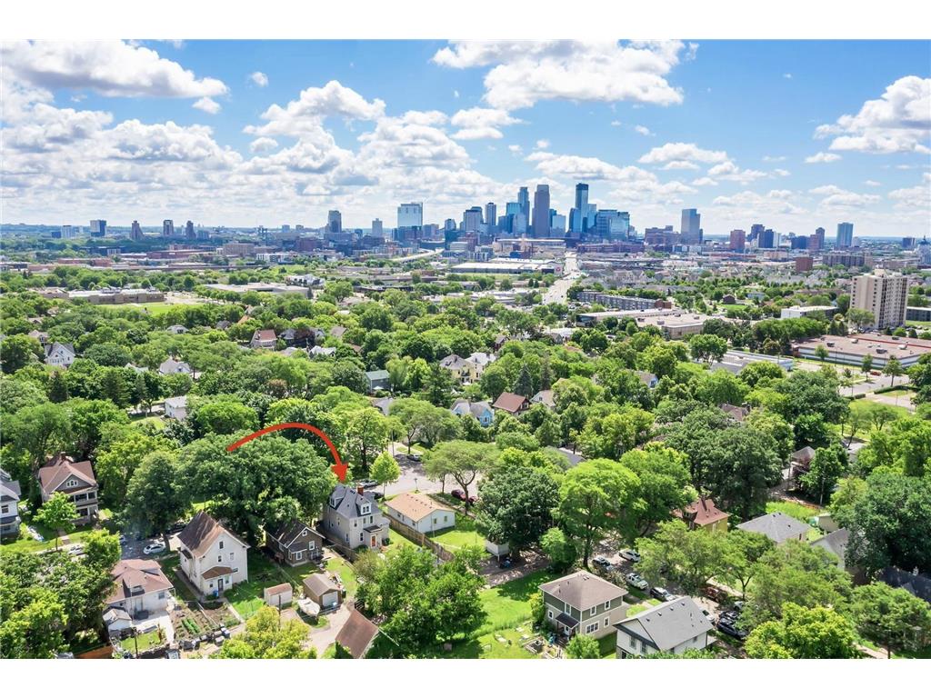 1507 Girard Avenue N Minneapolis MN 55411 7106455 image44