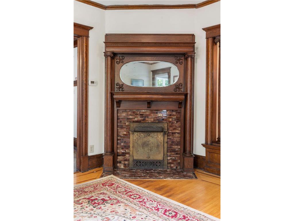 1507 Girard Avenue N Minneapolis MN 55411 7106455 image47