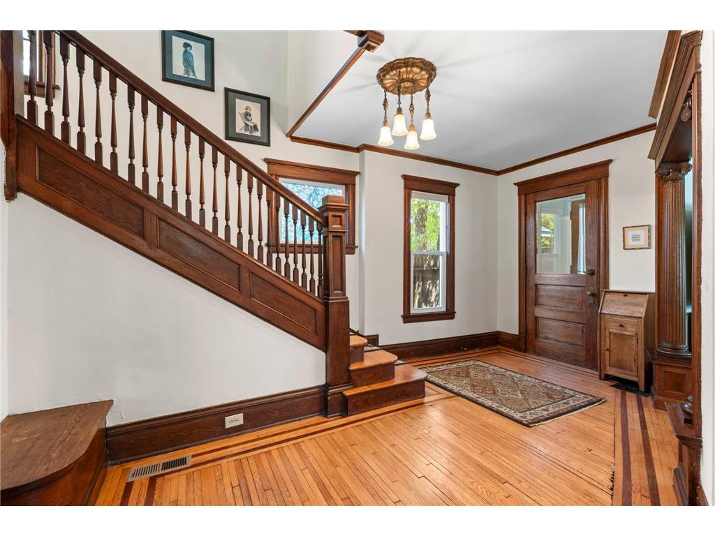 1507 Girard Avenue N Minneapolis MN 55411 7106455 image6