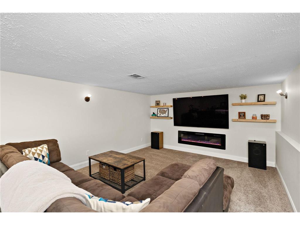 1507 Quebec Avenue N Champlin MN 55316 7032464 image19