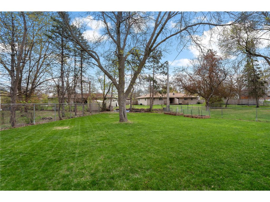 1507 Quebec Avenue N Champlin MN 55316 7032464 image28