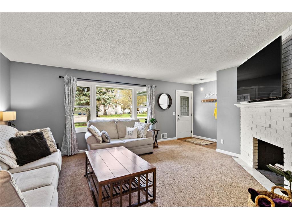 1507 Quebec Avenue N Champlin MN 55316 7032464 image3