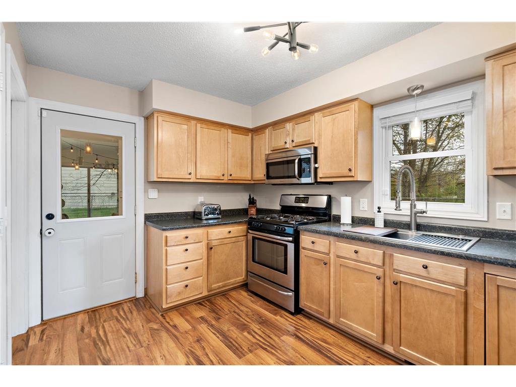 1507 Quebec Avenue N Champlin MN 55316 7032464 image9
