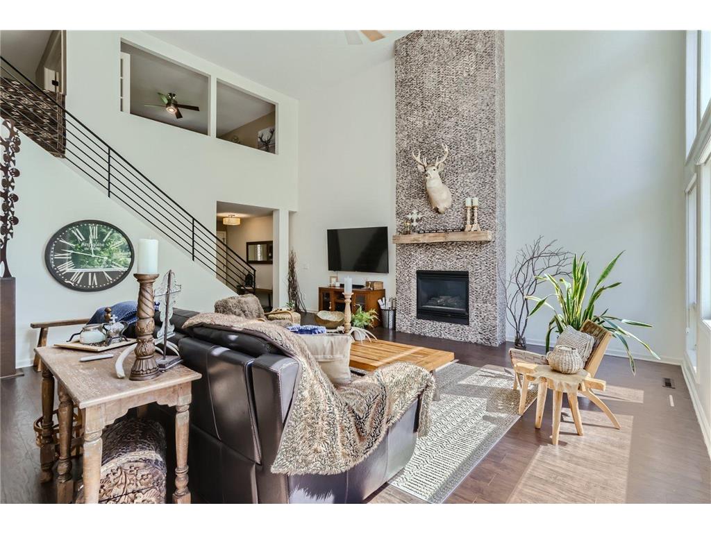 1507 Summit Shores W Burnsville MN 55306 - Earley 6575100 image1