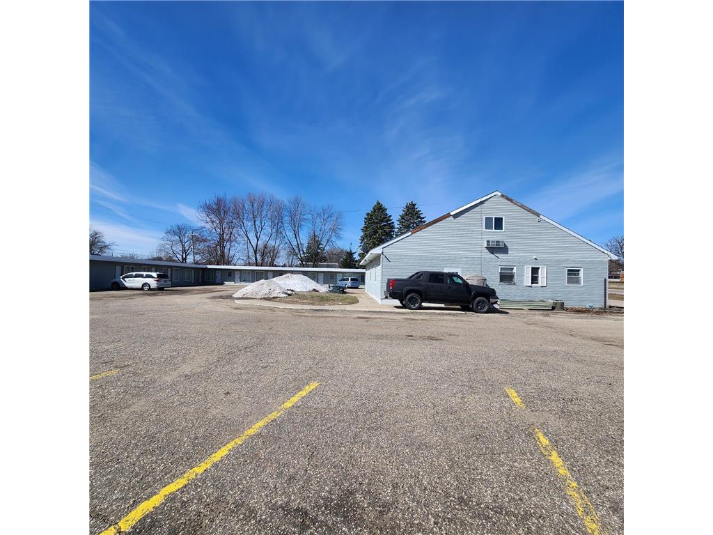 1507 W Oakland Avenue Austin MN 55912 7042016 image26