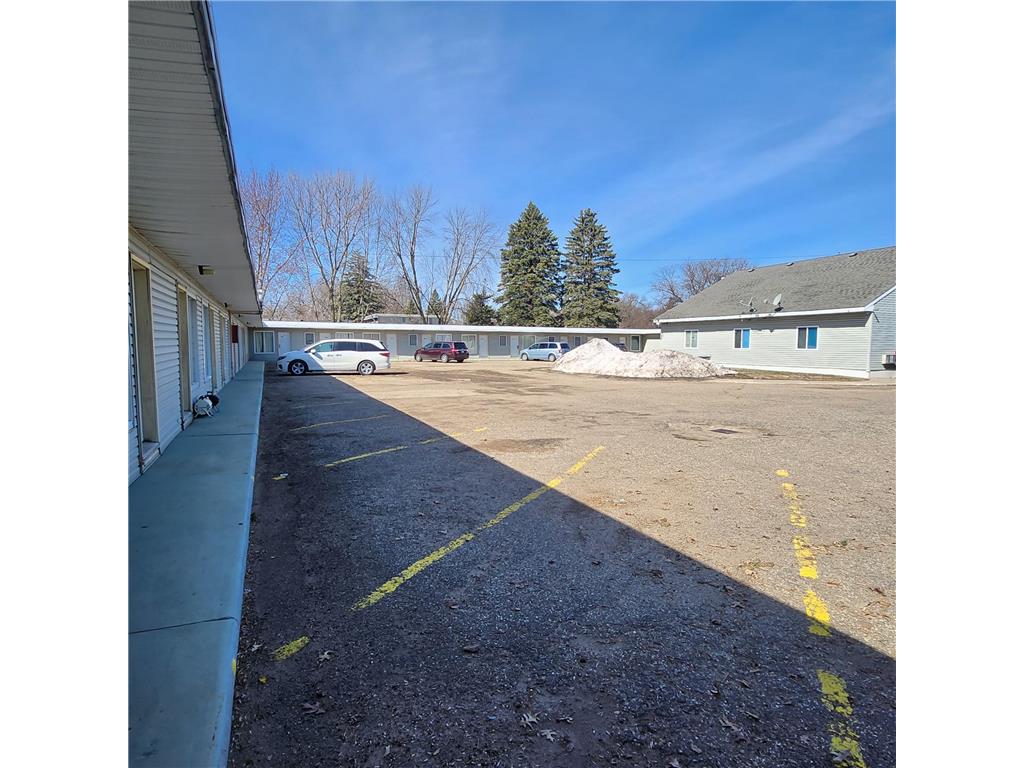 1507 W Oakland Avenue Austin MN 55912 7042016 image28