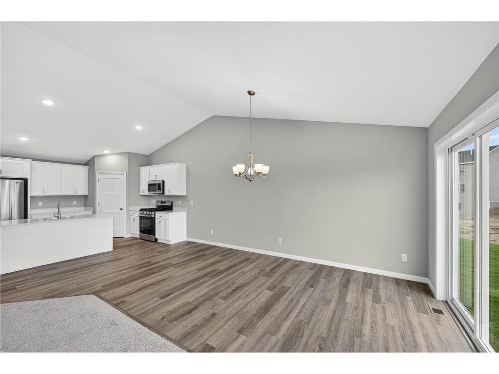 1507 Woods Road NE Isanti MN 55040 7077181 image17