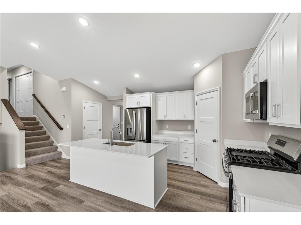 1507 Woods Road NE Isanti MN 55040 7077181 image2
