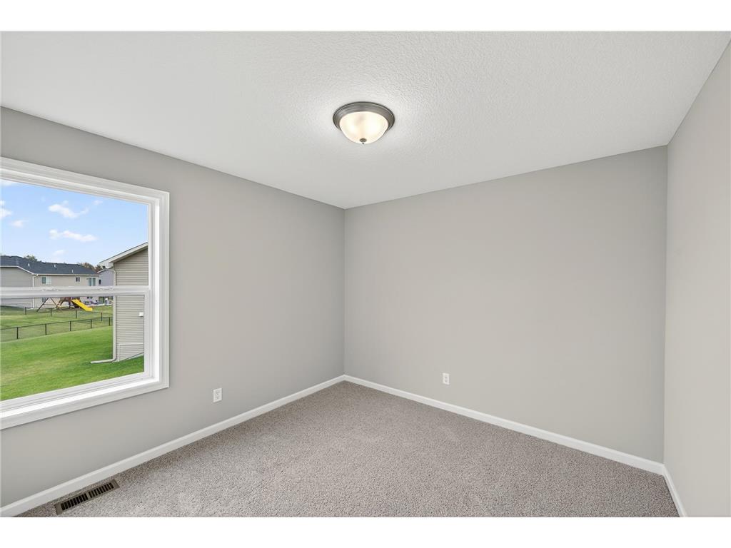 1507 Woods Road NE Isanti MN 55040 7077181 image29