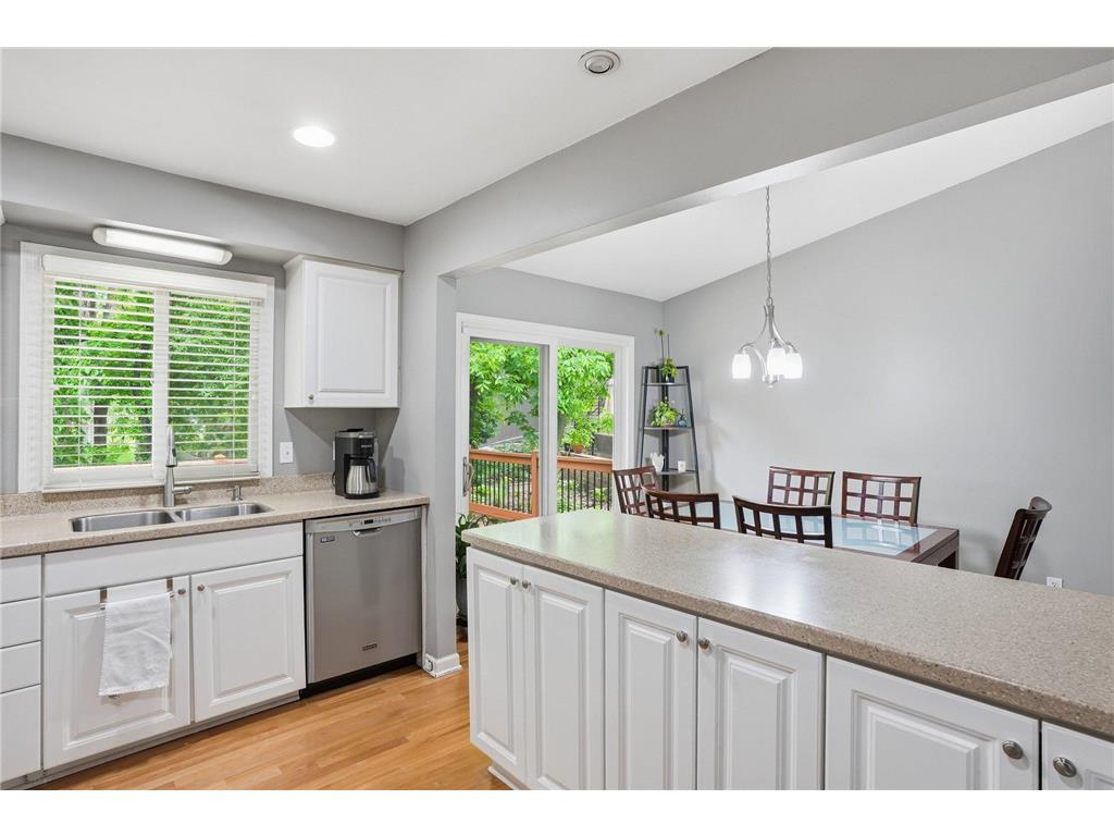 15074 Woodhill Trail Eden Prairie MN 55346 7077555 image11