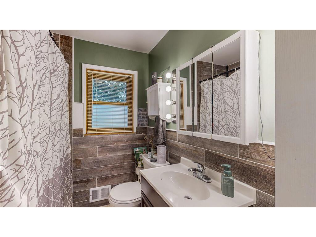 1508 16 1/2 Avenue NW Rochester MN 55901 7052729 image14