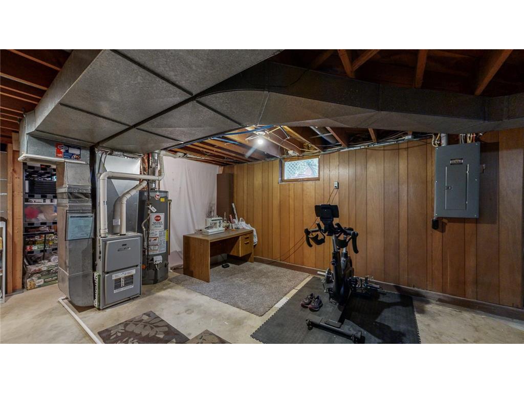 1508 16 1/2 Avenue NW Rochester MN 55901 7052729 image28