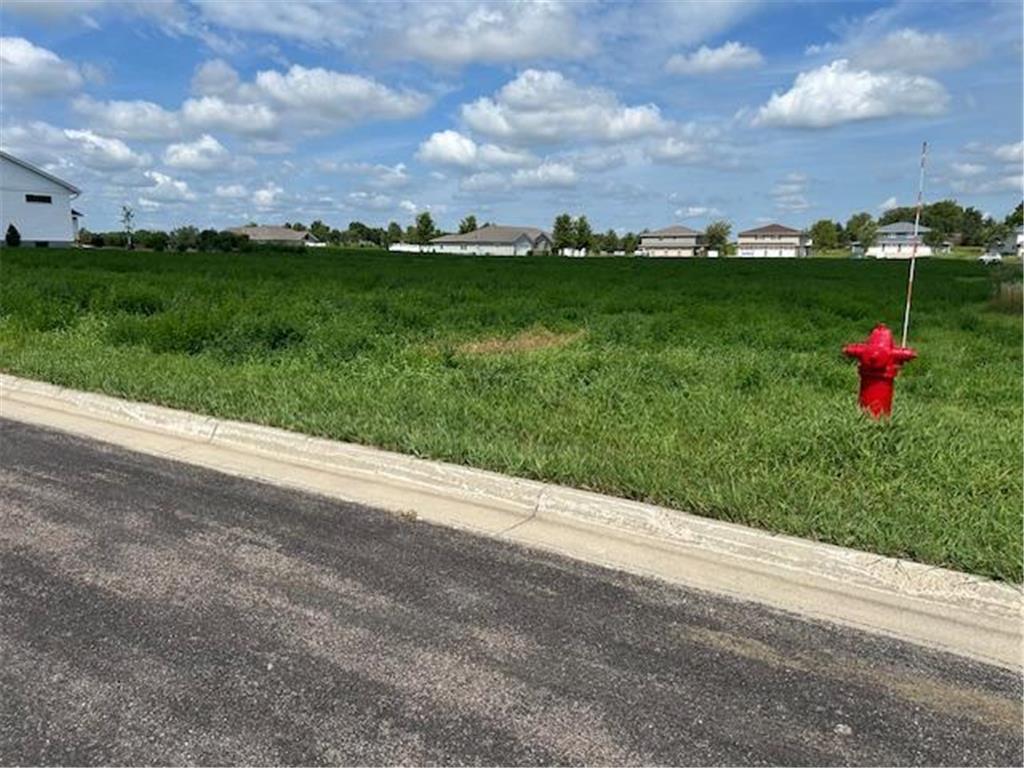 1508 Diamond Drive Marshall MN 56258 6779843 image2