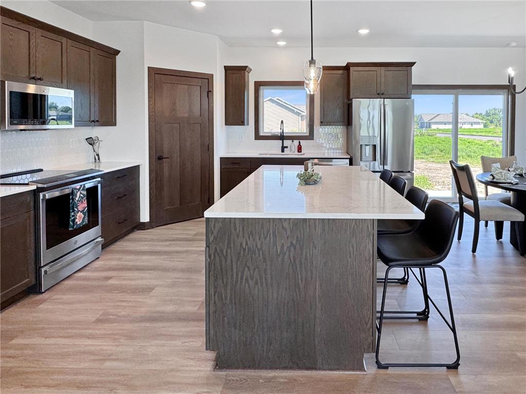 1508 Ellis Avenue Marshall MN 56258 6694056 image14