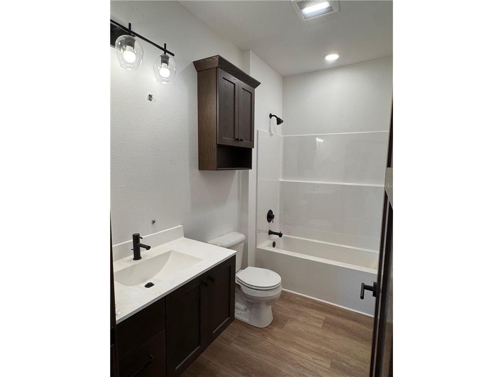 1508 Ellis Avenue Marshall MN 56258 6694056 image18