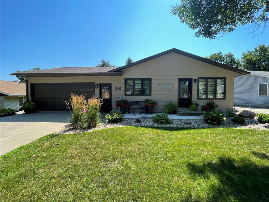 1508 Elmwood Avenue, Worthington, MN 56187 MLS 6244277 Edina Realty