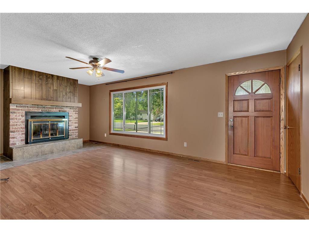 1509 10th Street SE Willmar MN 56201 7004294 image2