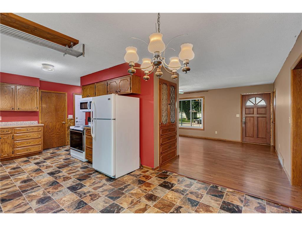 1509 10th Street SE Willmar MN 56201 7004294 image5