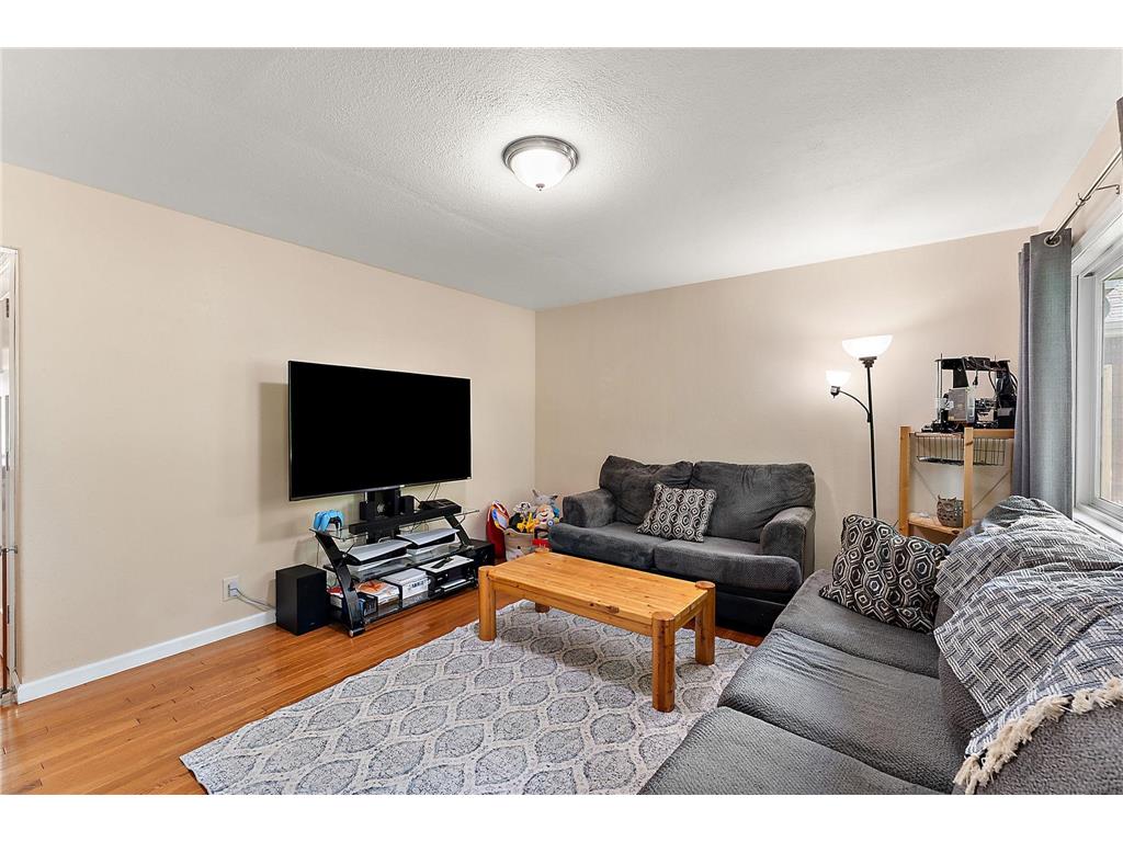 1509 Concord Street S South Saint Paul MN 55075 7075841 image2