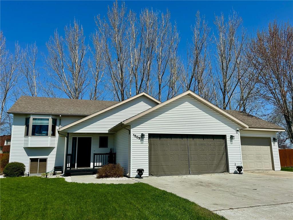 1509 Meadowlark Court Thief River Falls MN 56701 7023395 image1